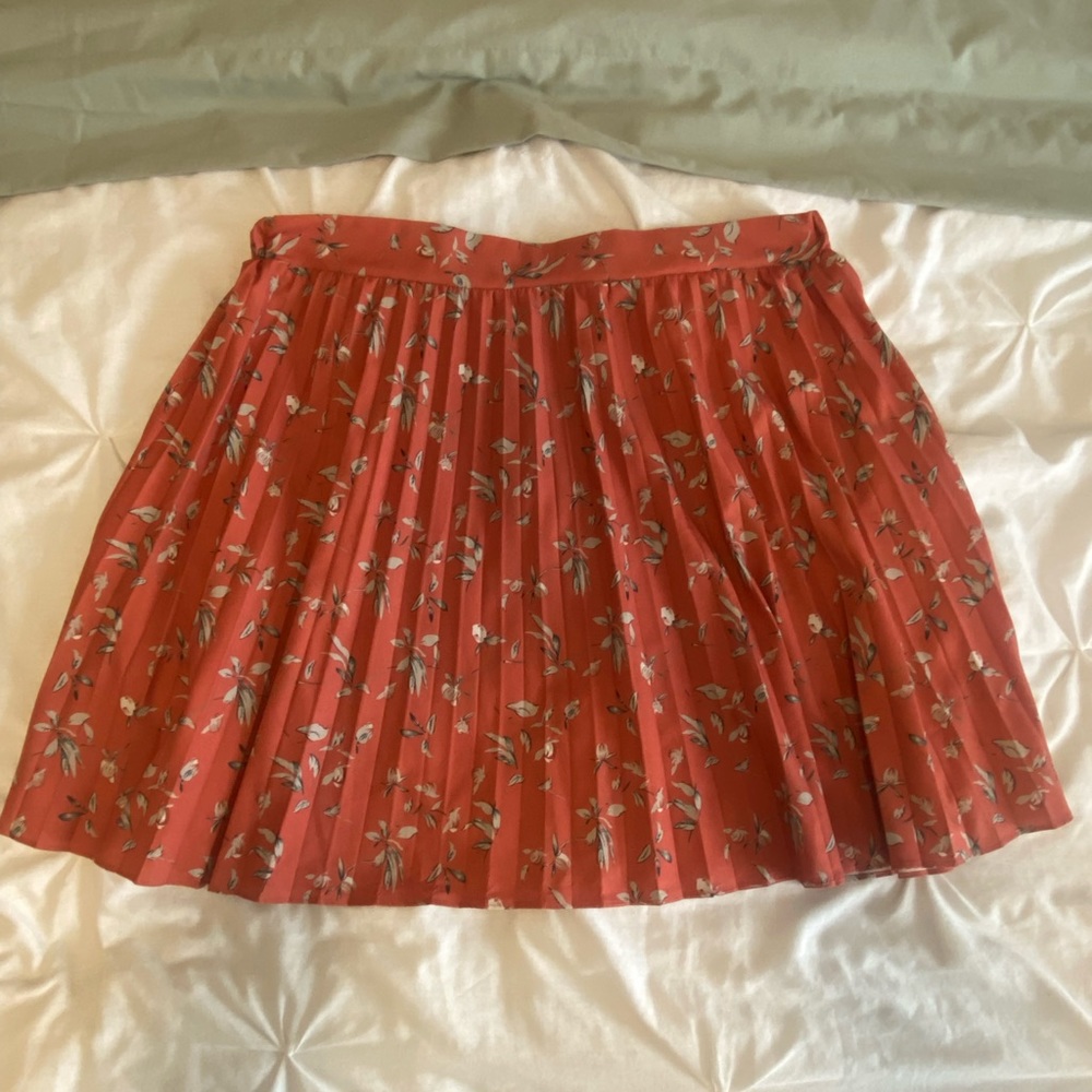Bailey’s Blossoms Womens Pleated Skirt | NEW WITHOUT TAGS